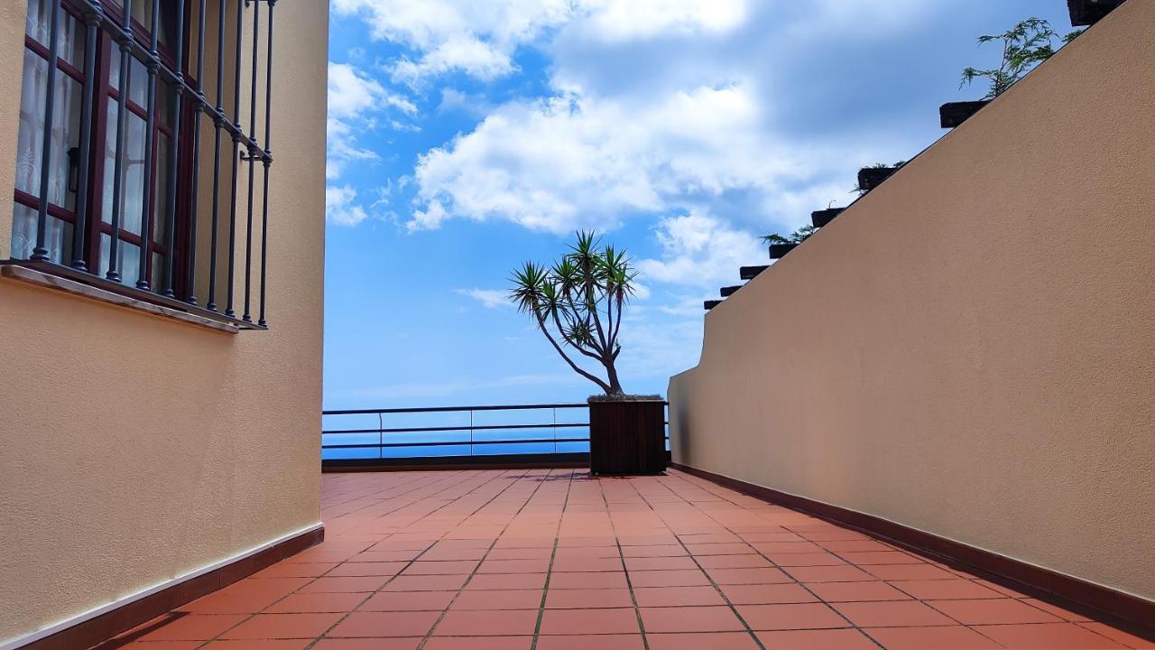Casa Gina, With Views To Funchal Bay Villa Exterior photo