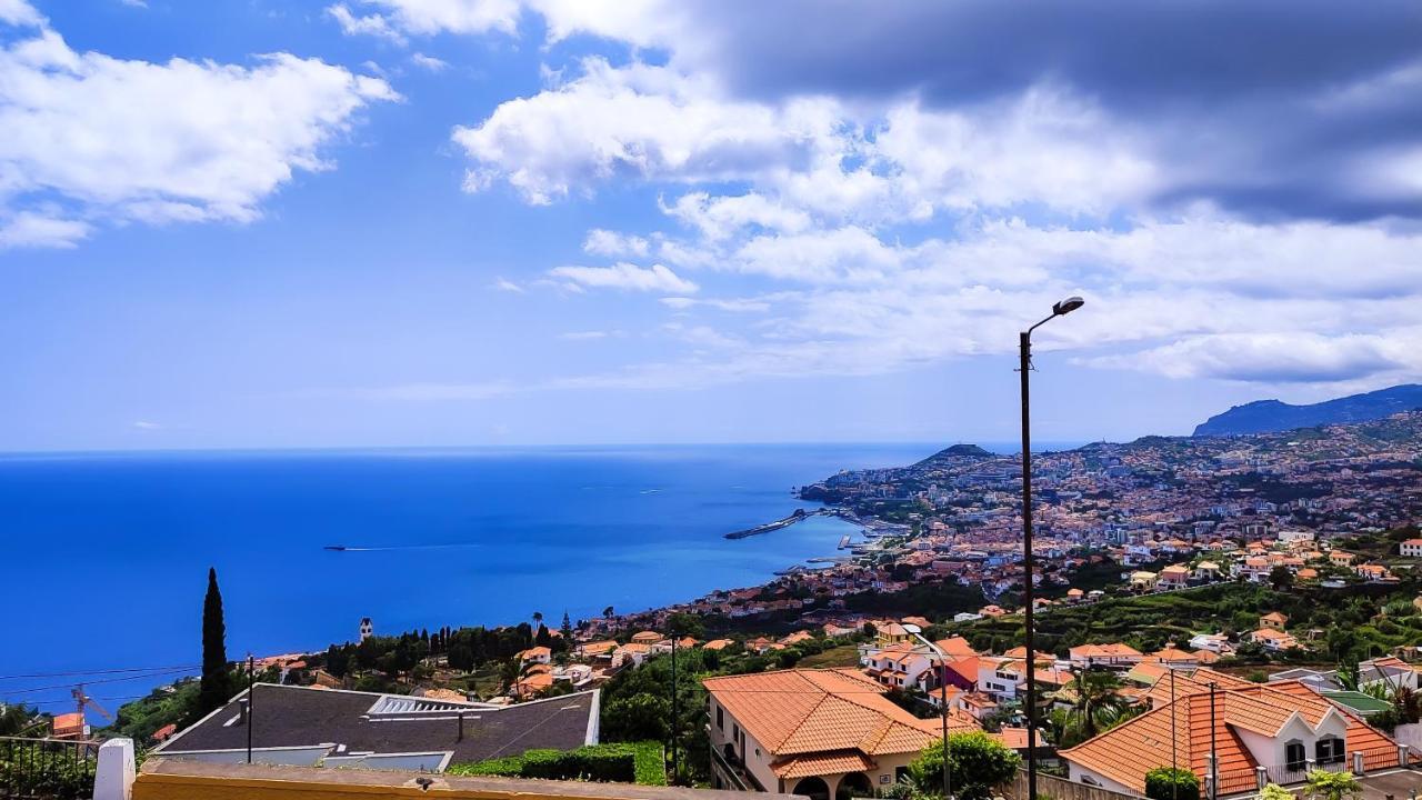 Casa Gina, With Views To Funchal Bay Villa Exterior photo